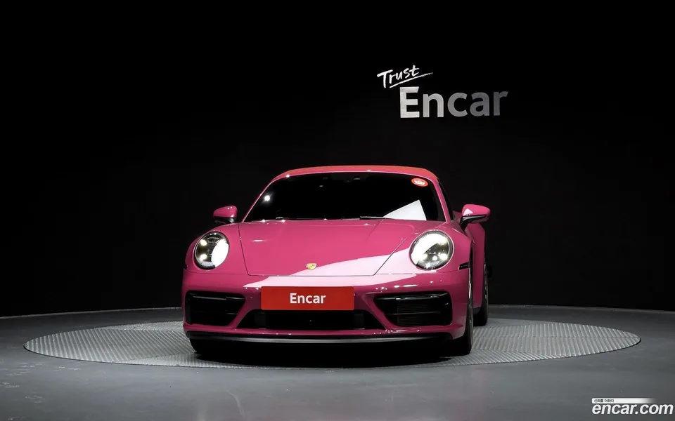 Porsche 911 (992) 4 GTS 2024 — миниатюра 3