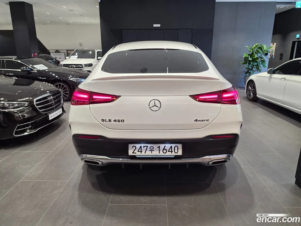 Mercedes-Benz GLE-Class GLE450 4MATIC 2025 — миниатюра 4