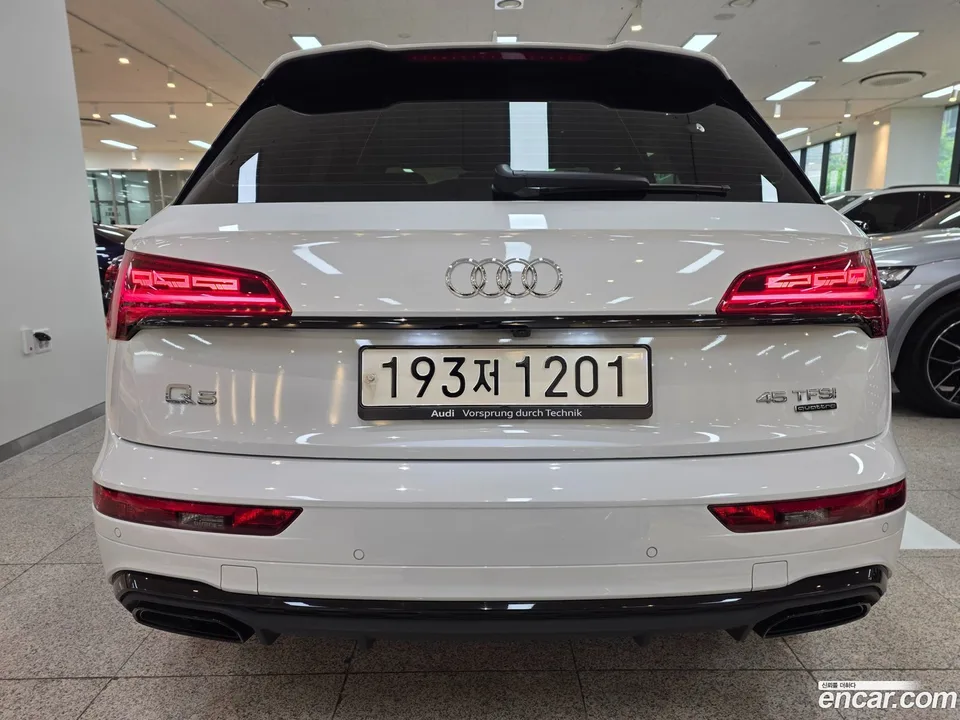 Audi Q5 45 TFSI 2024 — миниатюра 4