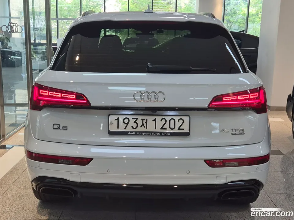 Audi Q5 45 TFSI 2024 — миниатюра 4