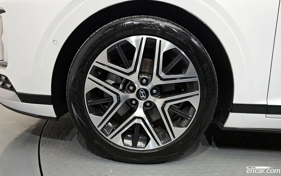 Hyundai Grandeur 2.5 2WD 2023 — миниатюра 5