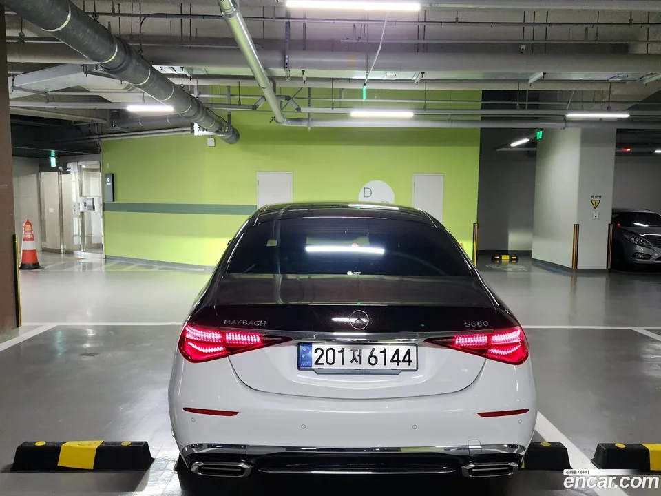 Mercedes-Benz S-Class S580 4MATIC 2024 — thumbnail 4