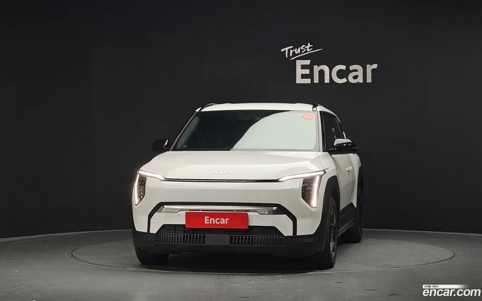 Kia EV3 2WD 2025 — thumbnail 3