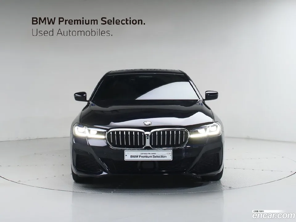 BMW 5 Series 530i xDrive M 2023 — миниатюра 2