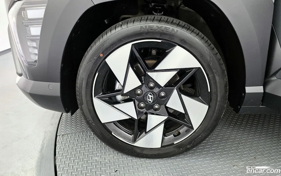 Hyundai Kona 1.6 2WD 2024 — миниатюра 2