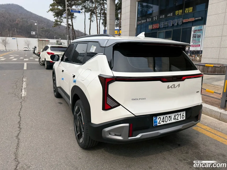 Kia Seltos HEV 1.6 2WD 2026 — миниатюра 2