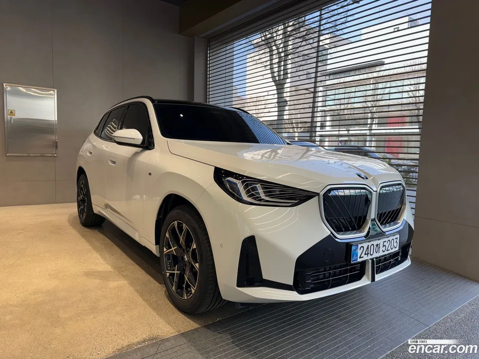 BMW X3 xDrive 20 M 2026 — фото 1, купить с доставкой в Москву