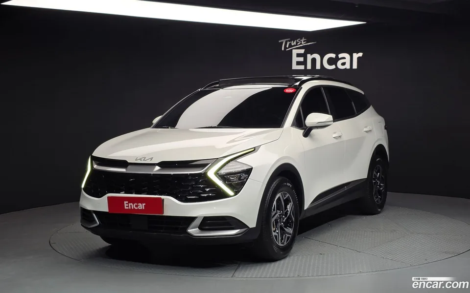 Kia Sportage 1.6 2WD 2022 — фото 1, купить с доставкой в Москву