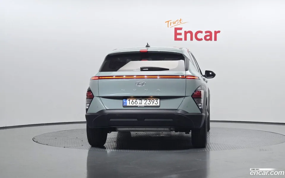 Hyundai Kona 1.6 2WD 2023 — миниатюра 4