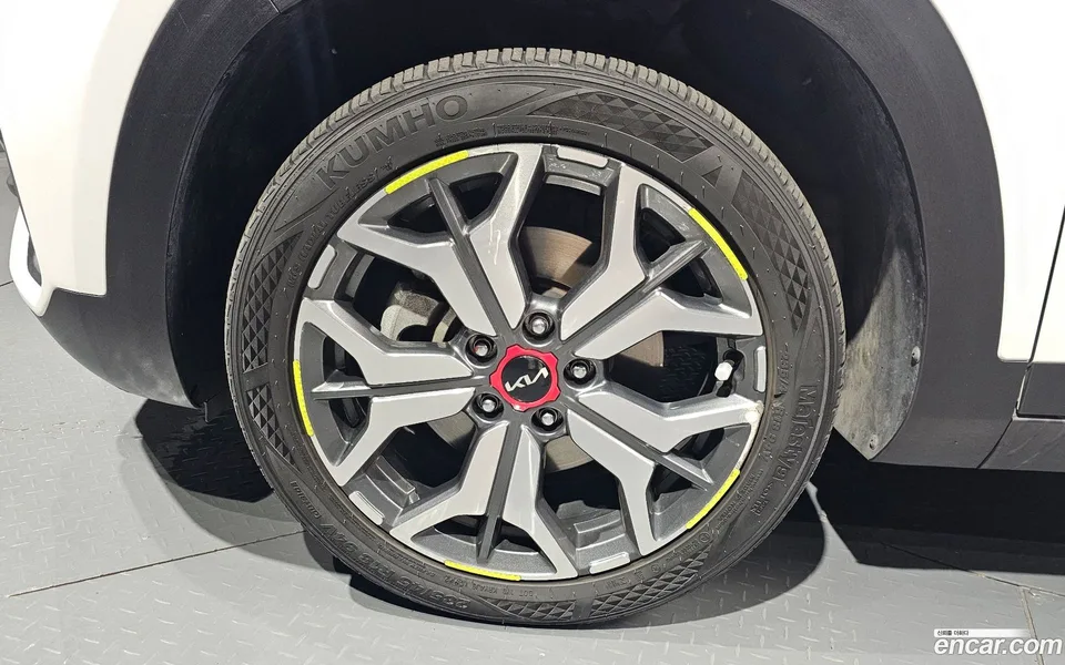 Kia Seltos 1.6 2WD 2022 — миниатюра 2