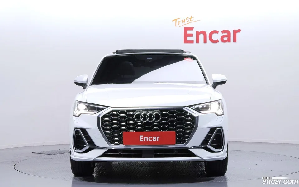 Audi Q3 35 TDI 2023 — миниатюра 3