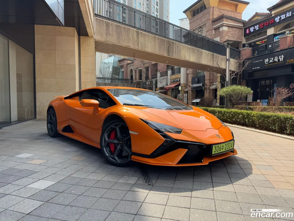Lamborghini Huracan LP640-2 2024 — фото 1, купить с доставкой в Москву