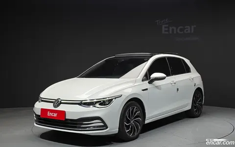 Volkswagen Golf 2022 купить в Москве