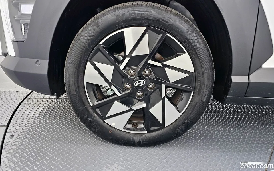 Hyundai Kona 1.6 2WD 2025 — миниатюра 2