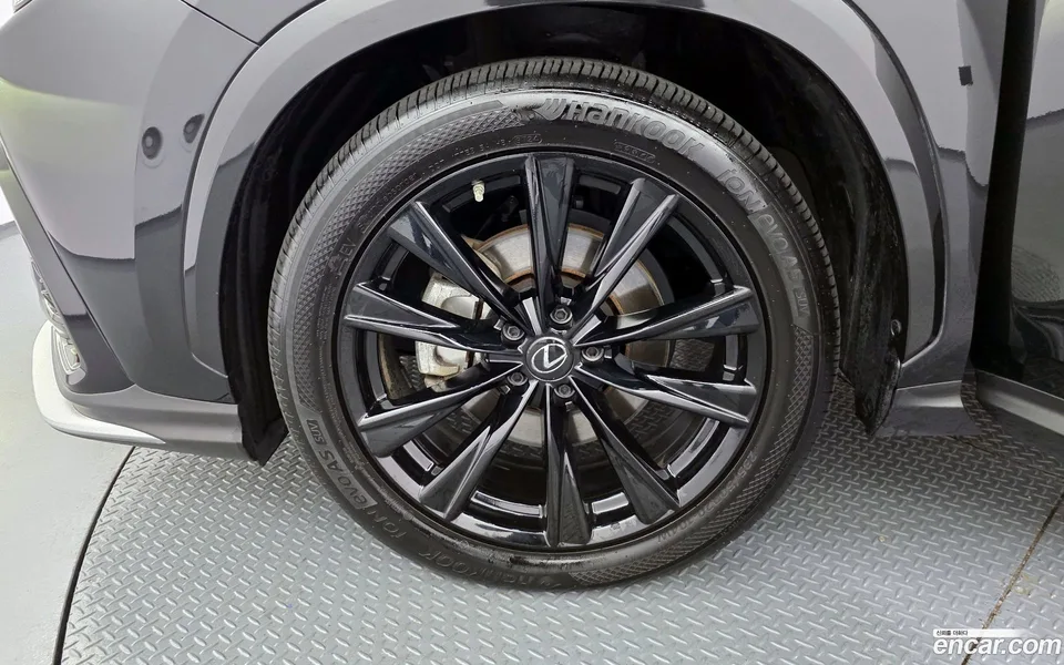 Lexus NX 450h+ F-Sport 2023 — миниатюра 5