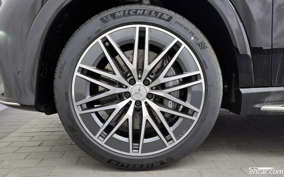 Mercedes-Benz GLE-Class AMG GLE53 4MATIC+ 2025 — миниатюра 2
