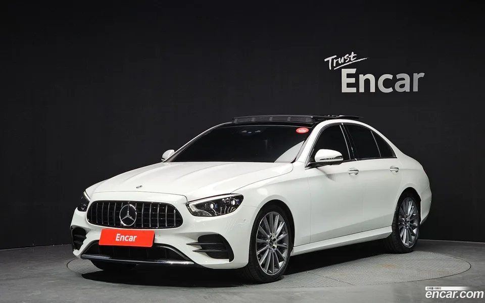 Mercedes-Benz E-Class E350 4MATIC AMG Line 2022 — фото 1, купить с доставкой в Москву