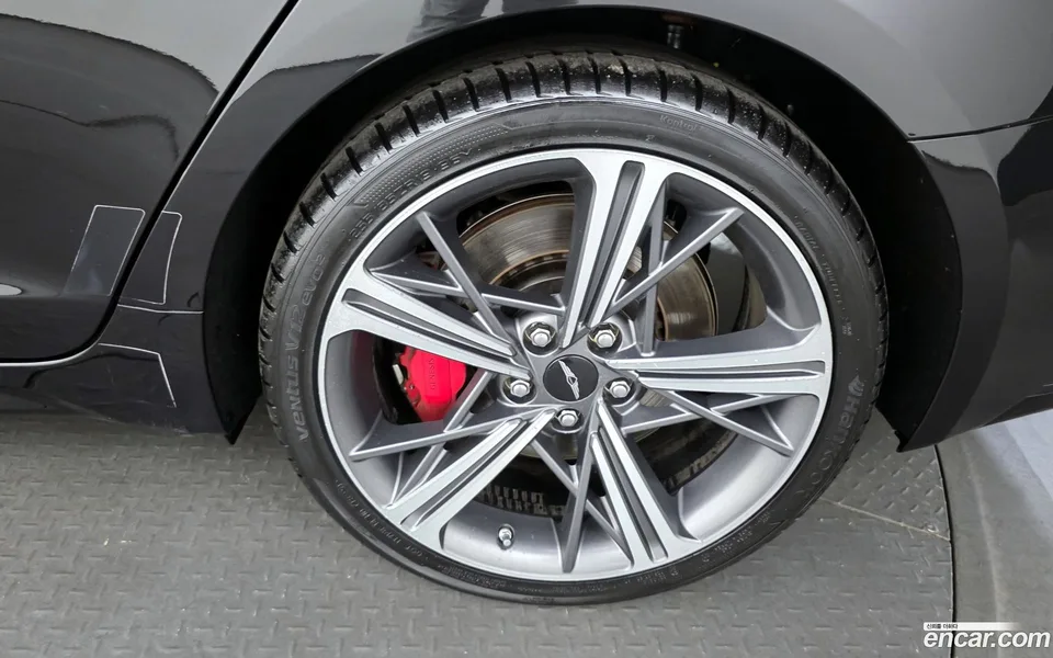 Genesis G70 3.3T 2WD 2025 — миниатюра 5