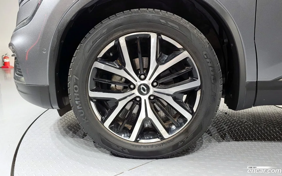 Renault Samsung QM6 2.0 GDe RE 2WD 2022 — миниатюра 5