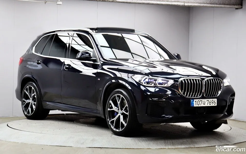 BMW X5 xDrive 40i M 2022 — миниатюра 3