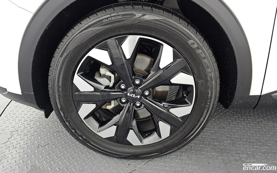 Kia Sportage 1.6 2WD 2022 — миниатюра 2