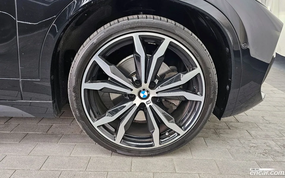 BMW X2 xDrive20i M 2022 — миниатюра 2