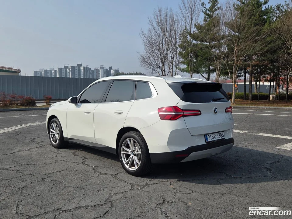 BMW X3 xDrive 20 2025 — миниатюра 3