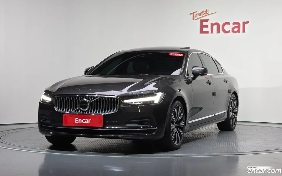 Volvo S90 B5 2022 — фото 1, купить с доставкой в Москву