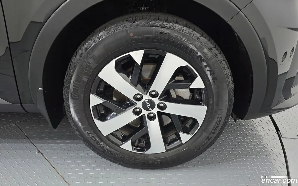 Kia Sorento 2.2 2WD 2023 — миниатюра 2