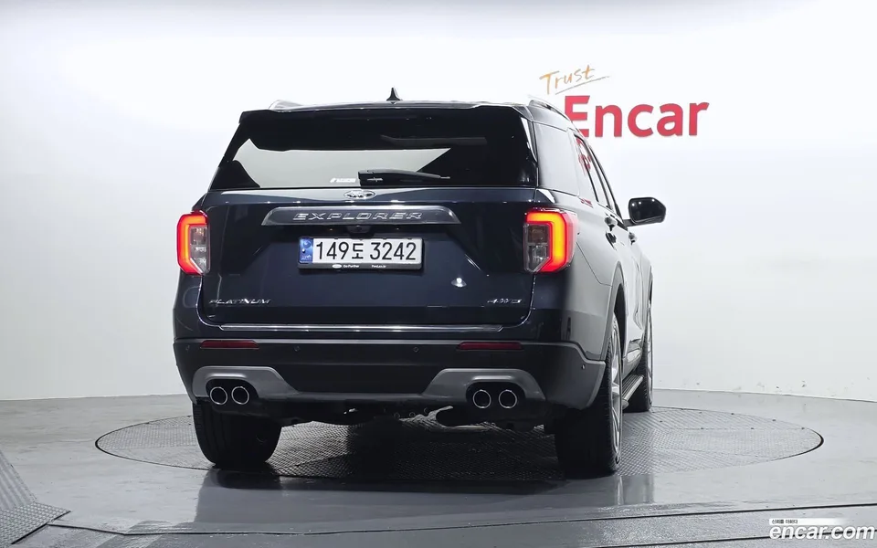 Ford Explorer 3.0 4WD 2022 — миниатюра 4