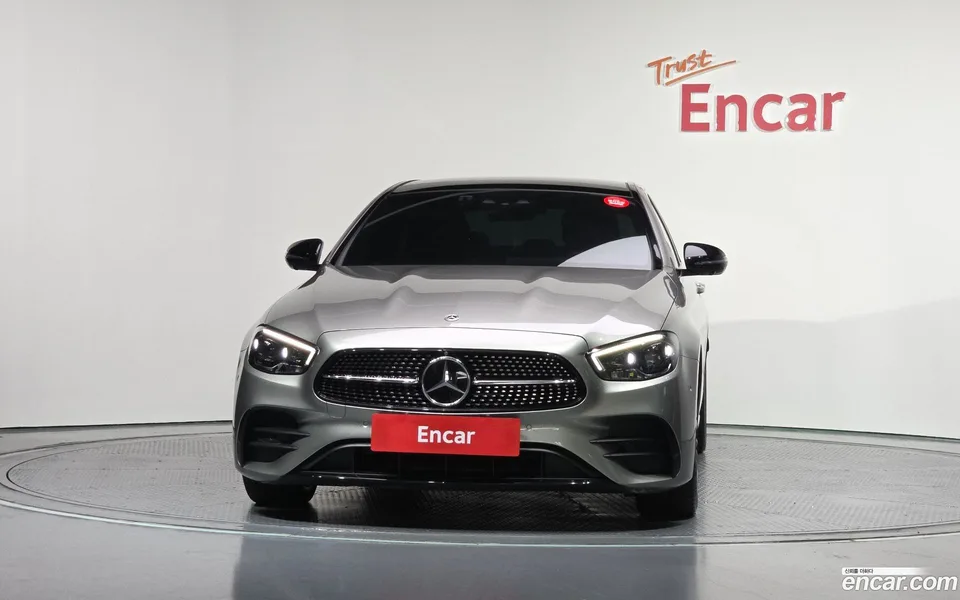 Mercedes-Benz E-Class E350 4MATIC AMG Line 2023 — миниатюра 3
