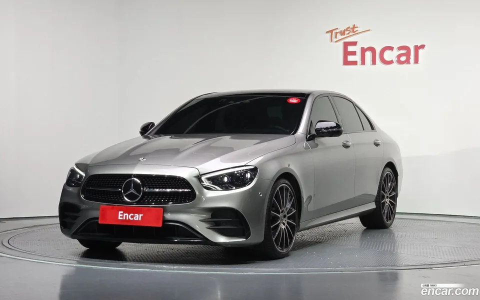 Mercedes-Benz E-Class E350 4MATIC AMG Line 2023 — фото 1, купить с доставкой в Москву