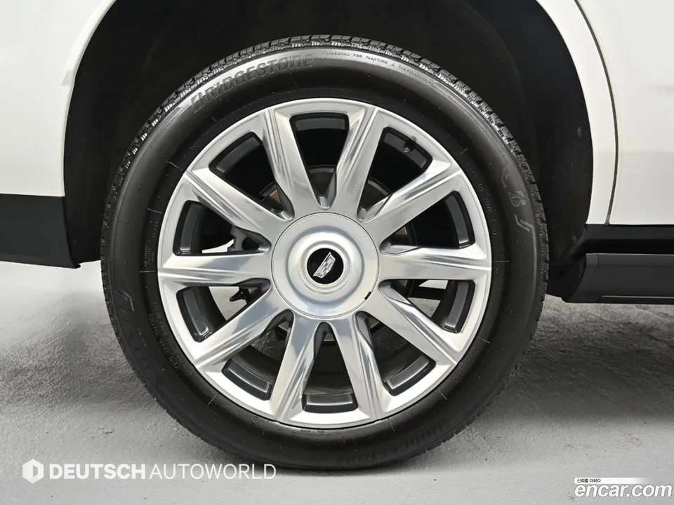 Cadillac Escalade 6.2 2023 — миниатюра 5