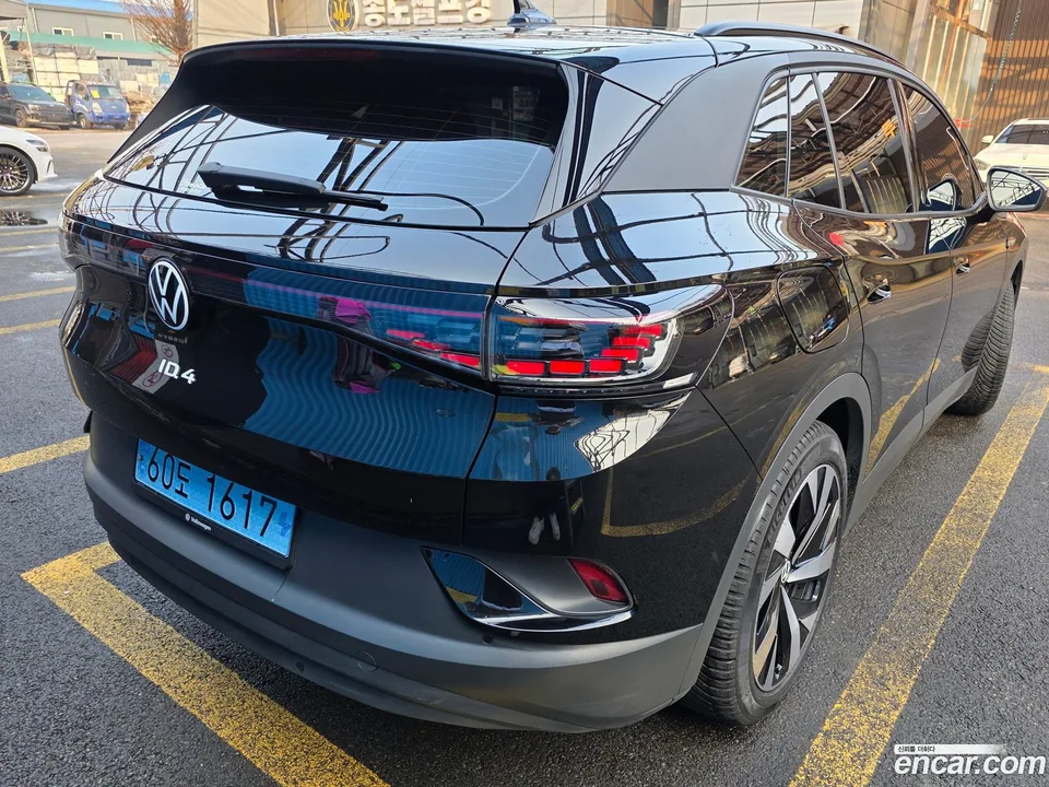 Volkswagen ID.4 2023 — миниатюра 4