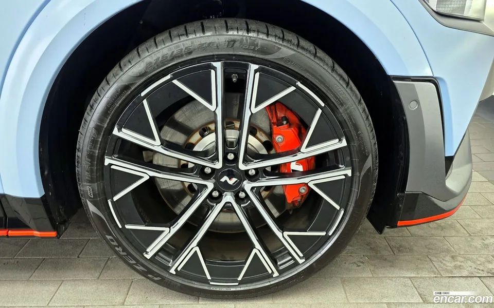 Hyundai Ioniq 5 N 2025 — миниатюра 5