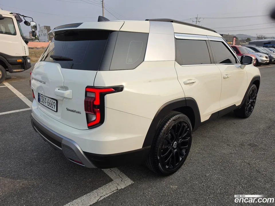 KG Mobility Torres 1.5 2WD 2023 — миниатюра 2