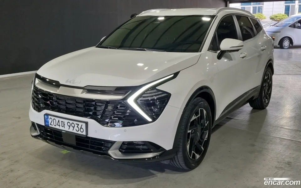 Kia Sportage 1.6 2WD 2024 — фото 1, купить с доставкой в Москву
