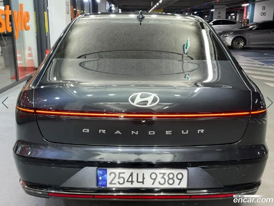 Hyundai Grandeur 3.5 2WD 2023 — миниатюра 2