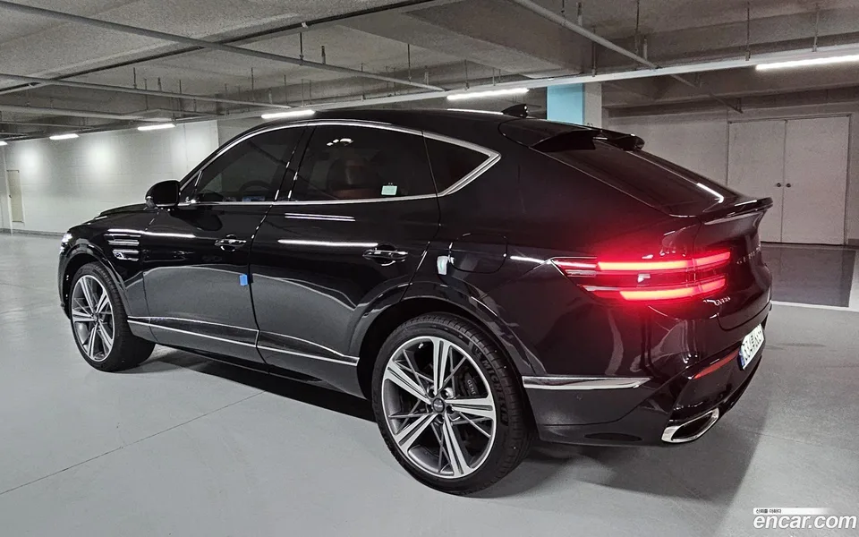 Genesis GV80 Coupe 2.5T AWD 2023 — миниатюра 2