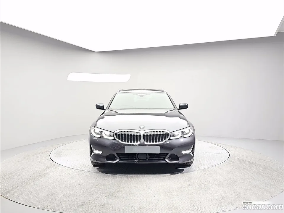 BMW 3 Series 320i 2022 — миниатюра 3