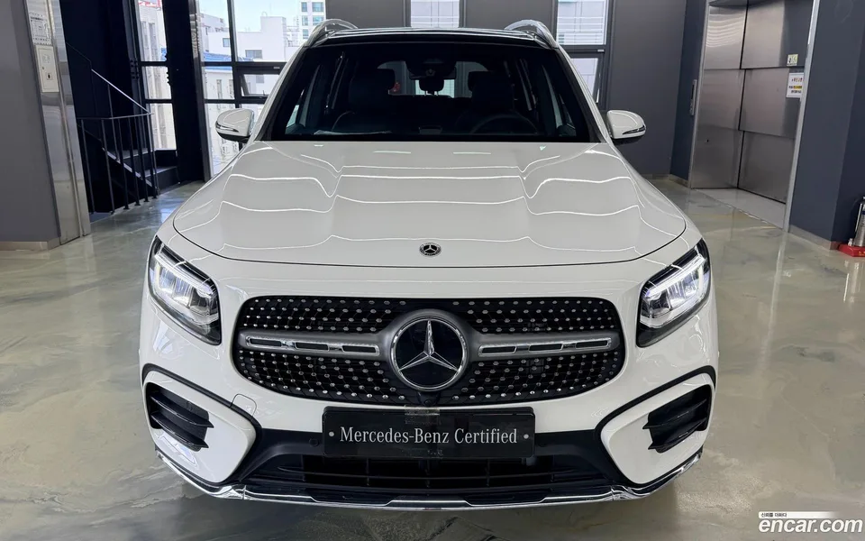Mercedes-Benz GLB-Class GLB250 4MATIC 2025 — миниатюра 3