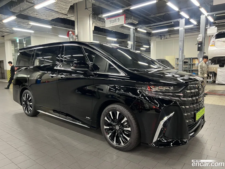 Toyota Alphard 2.5 HEV AWD 2025 — миниатюра 3