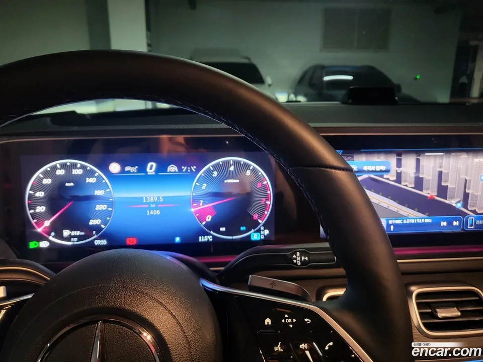 Mercedes-Benz GLE-Class GLE450 4MATIC AMG Line 2025 — миниатюра 2