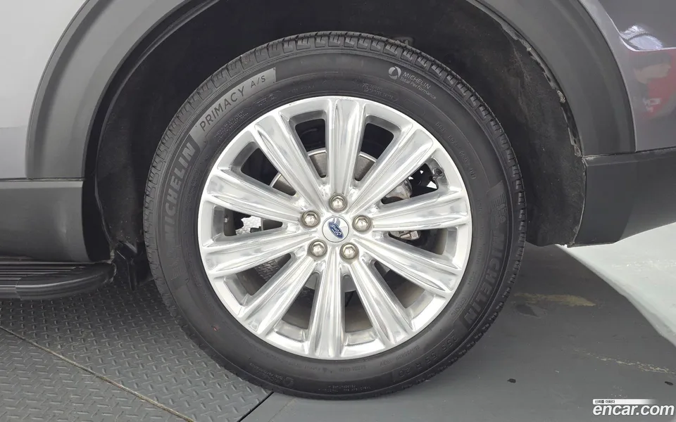 Ford Explorer 2.3 4WD 2022 — миниатюра 2