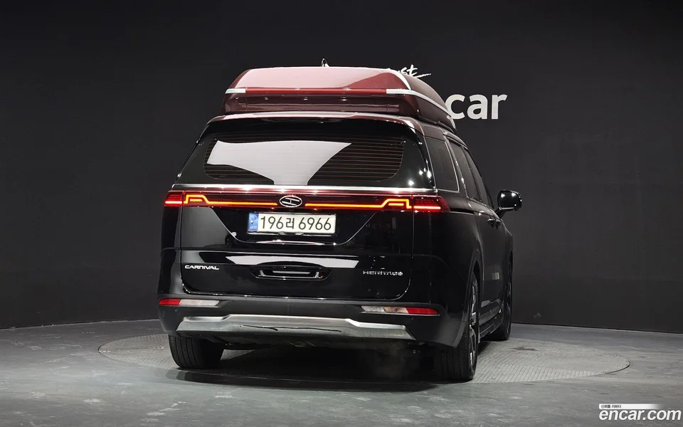 Kia Carnival 9 () 2022 — миниатюра 4