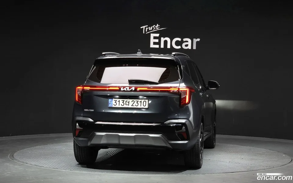 Kia Seltos 1.6 2WD 2023 — миниатюра 4