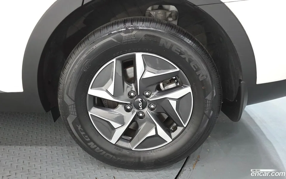 Kia Sorento HEV 1.6 2WD 2022 — миниатюра 2