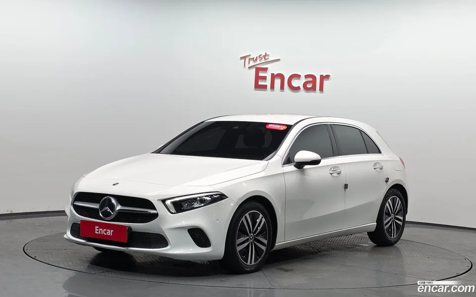 Mercedes-Benz A-Class A220 2022 — фото 1, купить с доставкой в Москву