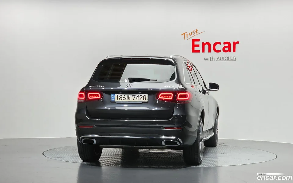 Mercedes-Benz GLC-Class GLC300e 4MATIC 2022 — миниатюра 4