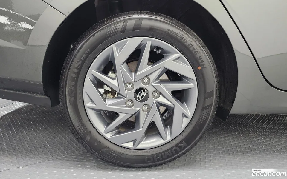 Hyundai Avante CN7 1.6 2024 — миниатюра 5